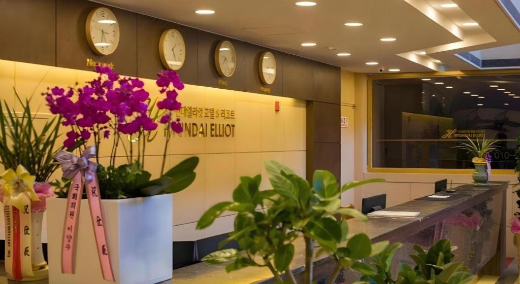 פיאונגצ'אנג Hyundai Elliot Hotel And Resort מראה חיצוני תמונה